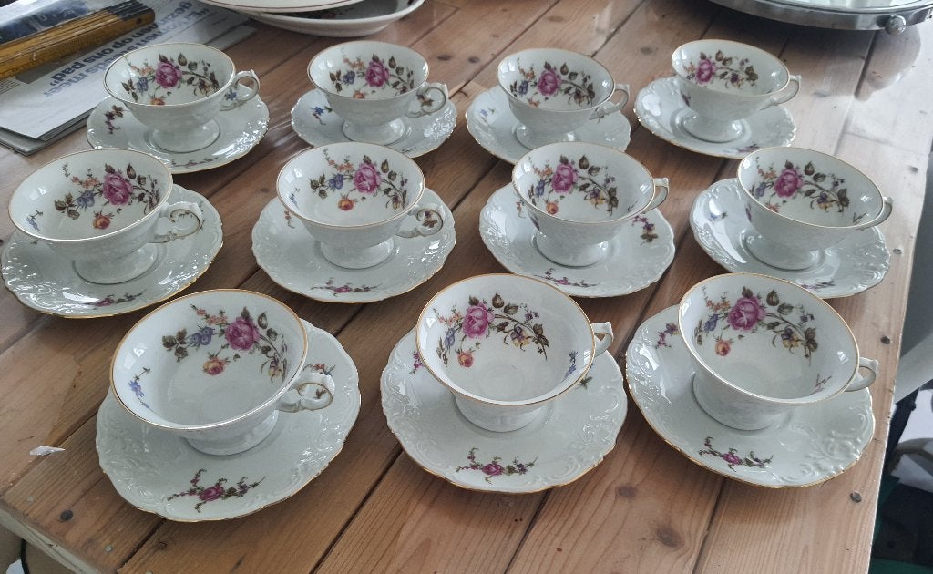 Service 11 tasses-sous-tasses porcelaine Wałbrzych Sheraton, Enlèvement