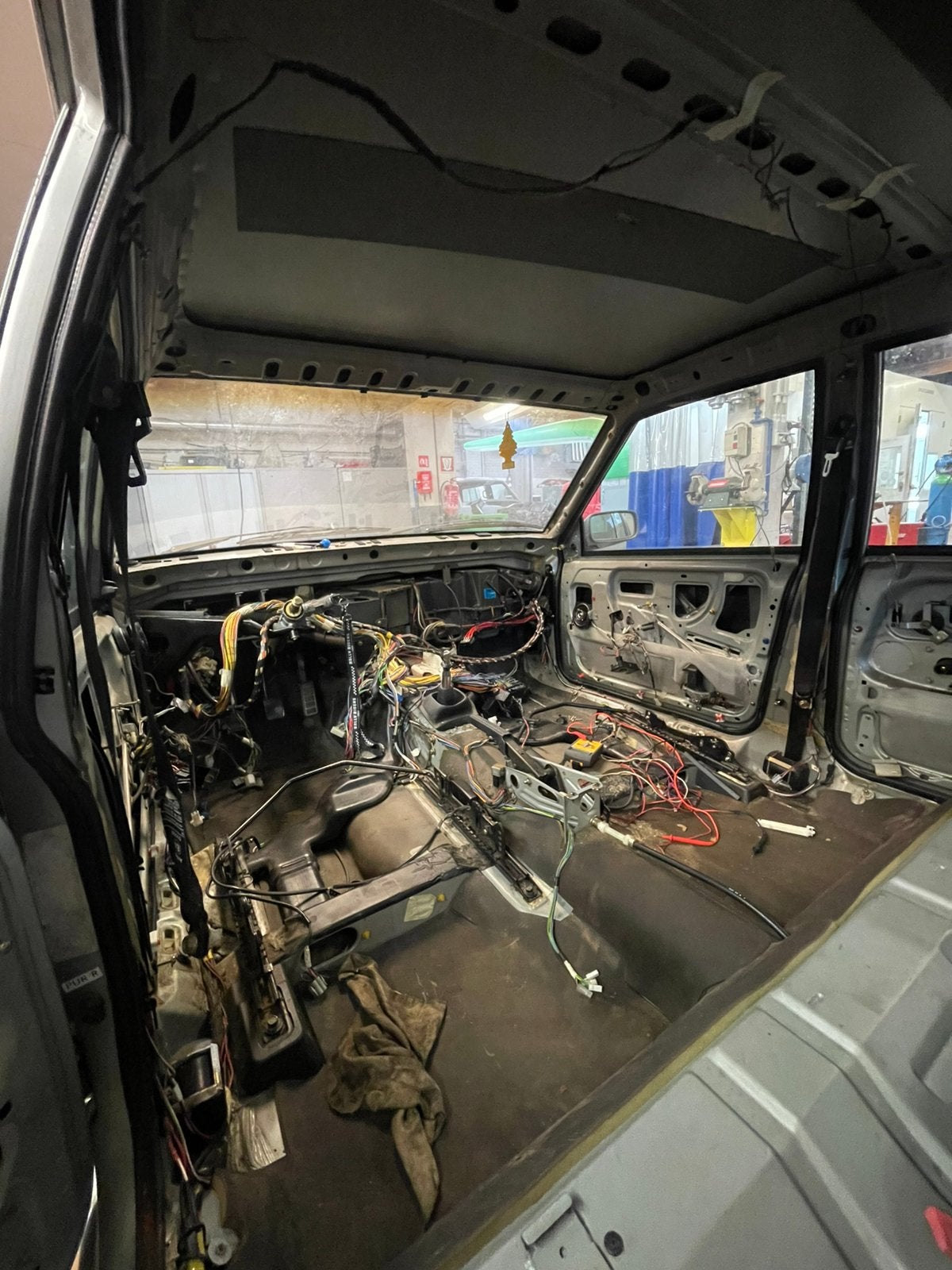 Gezocht: volledig interieur Volvo 740 sedan, Ophalen, Volvo