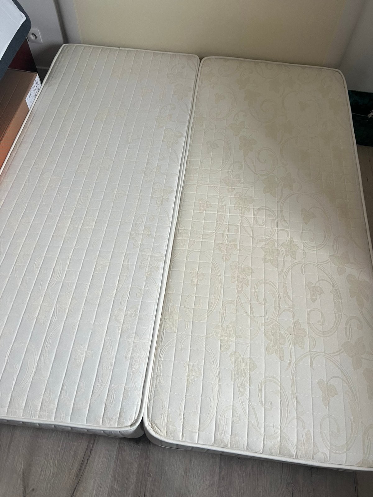 sommier 160 cm sur 200 cm, Maison & Meubles, Enlèvement, Comme neuf, 160 cm