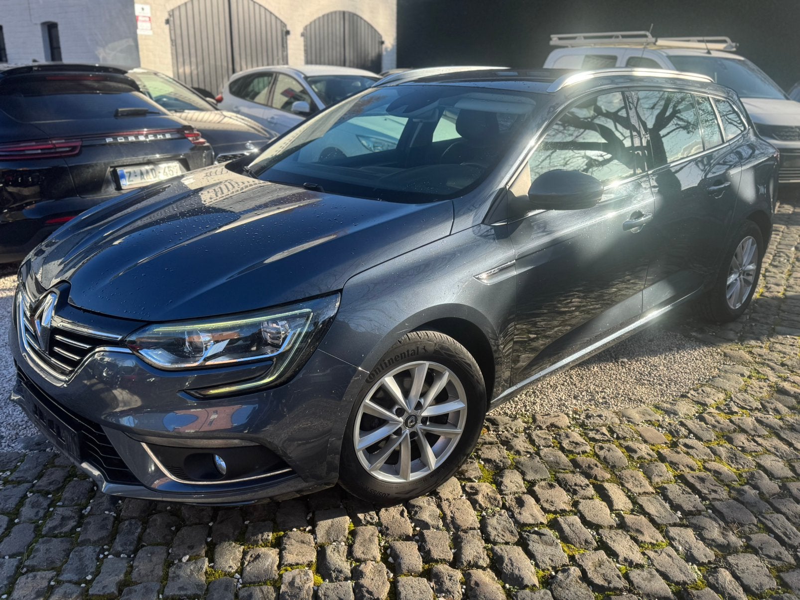 Renault Megane 1.2 benzine - 2017*Navi*99000KM*GARANTIE, Auto's, Euro 6, Bedrijf, 1200 cc, Bluetooth