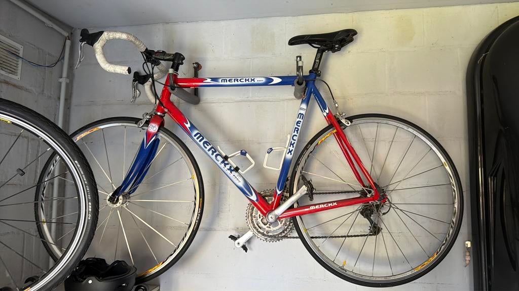 Koersfiets Eddy Merckx flyer, Ophalen