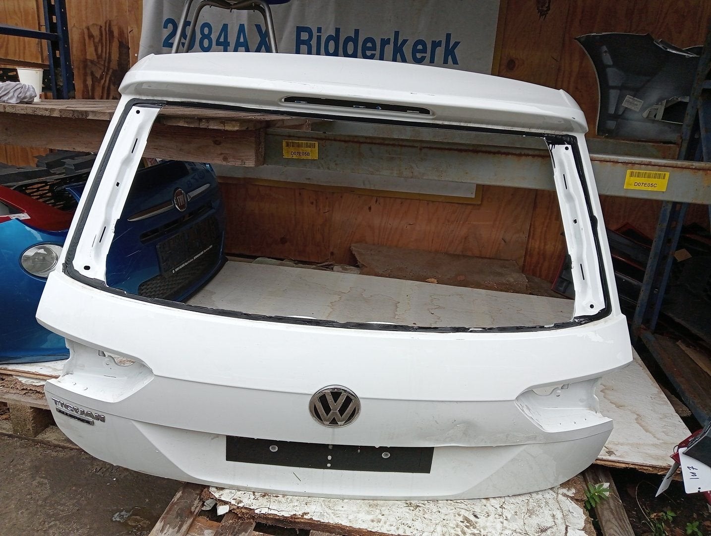 VW Tiguan 2016+ Achterklep koffer klep wit, Arrière, Volkswagen, -, Haillon arrière