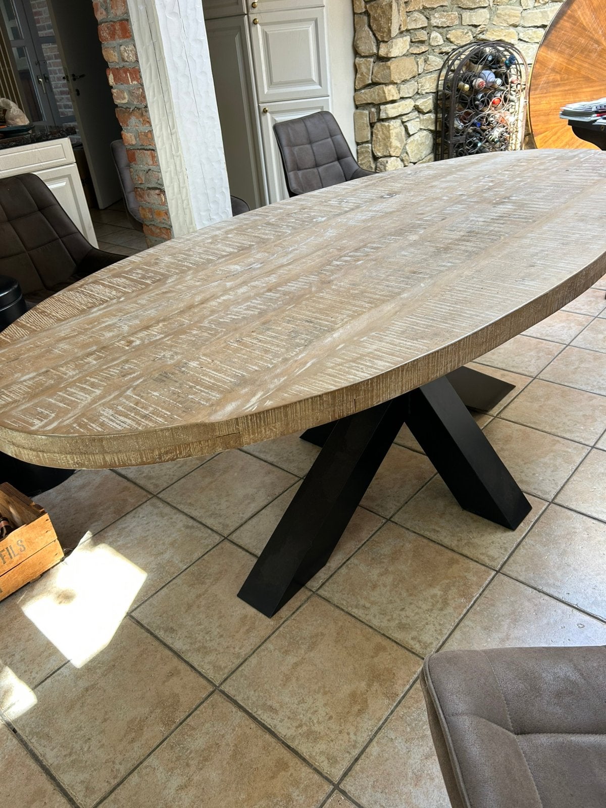 Eetkamer tafel, Huis en Inrichting, Tafels | Eettafels, Ophalen, Nieuw, Ovaal, Overige houtsoorten