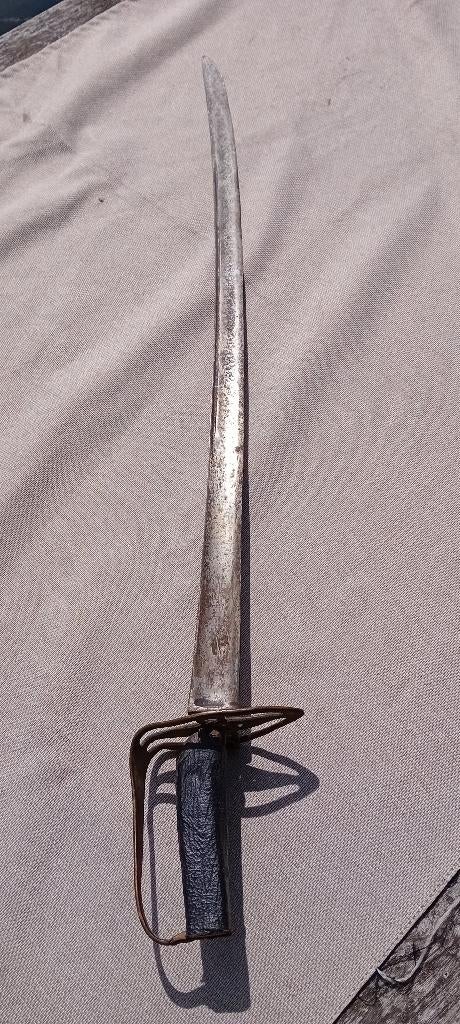 Officier sabre de la Révolution française, Enlèvement ou Envoi, Armée de terre, Épée ou sabre