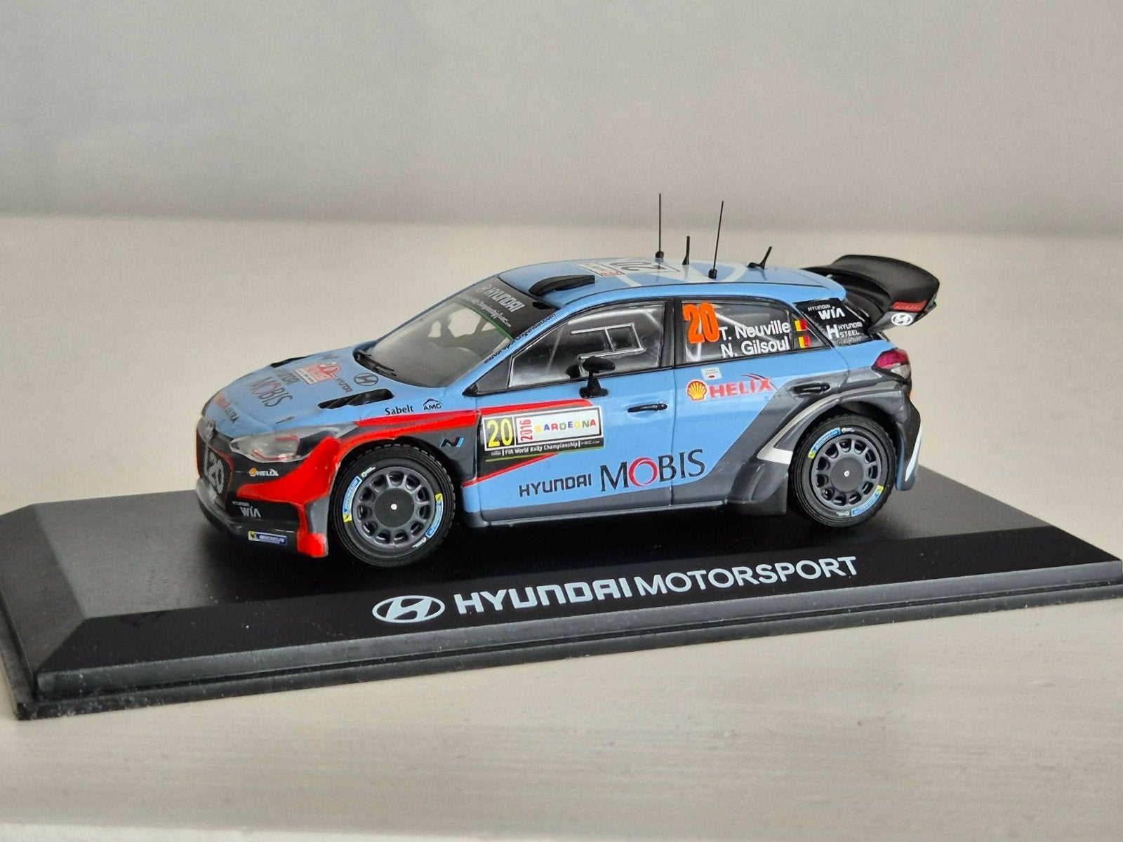 Hyundai i20 wrc 1/43 T.Neuville-N.Gilsoul Sardegna 2016, Enlèvement ou Envoi