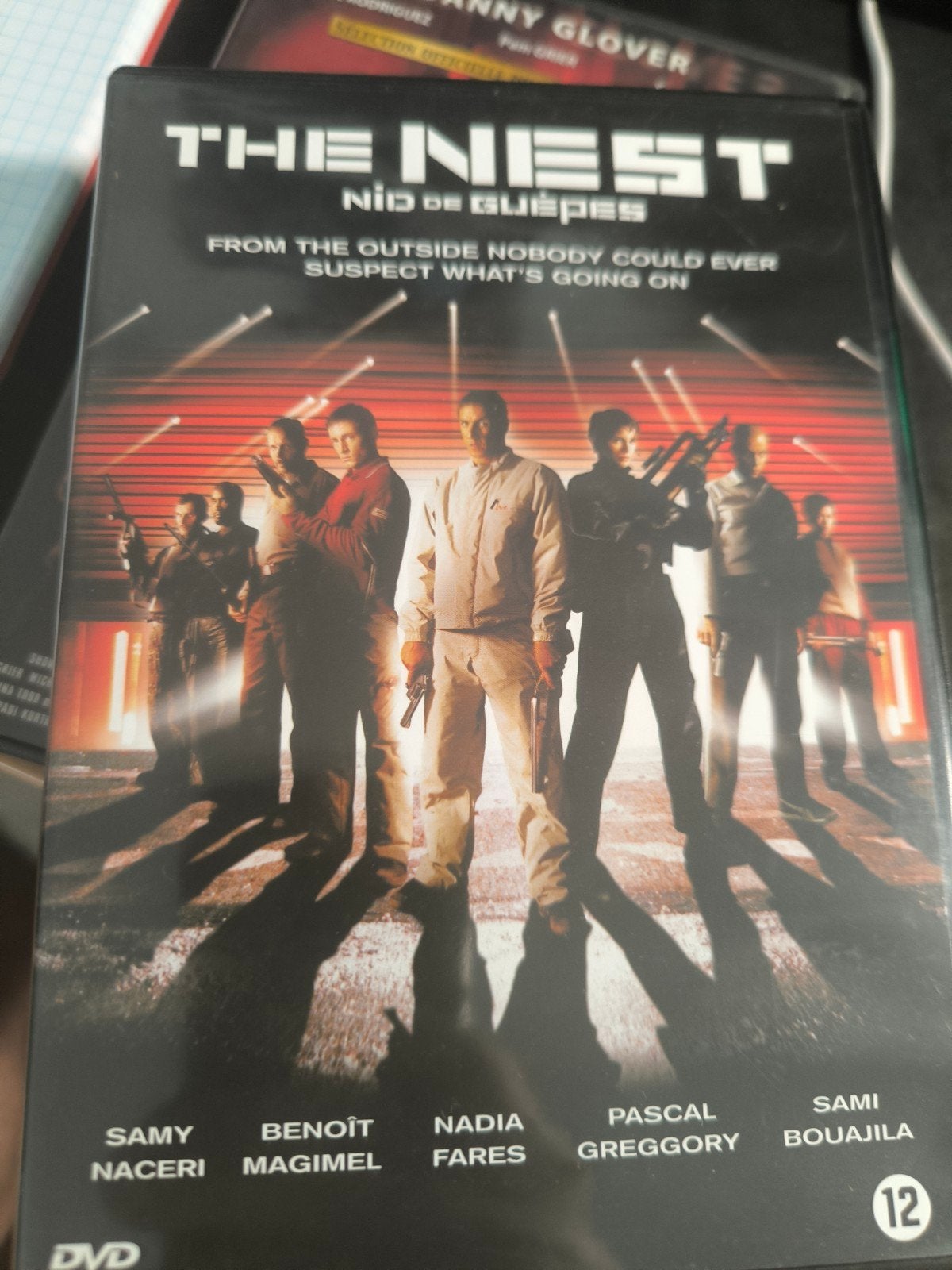 the next nid de guêpes, Enlèvement ou Envoi