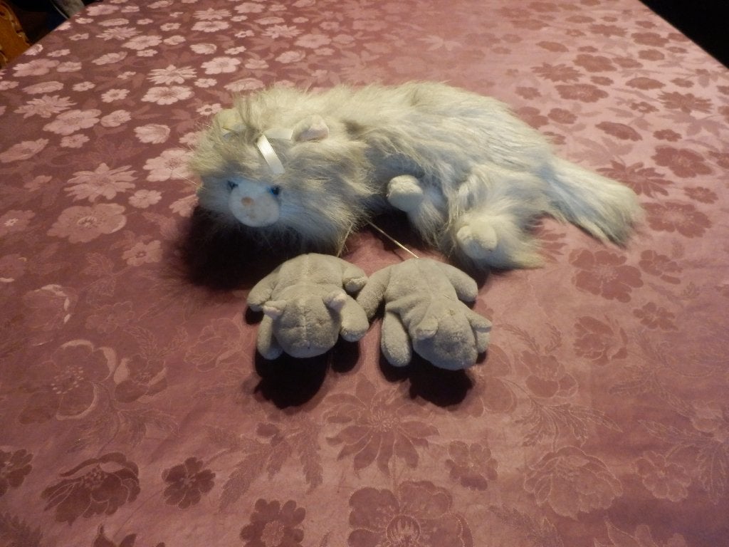 (28)- peluche chat + chatons gris, Enlèvement ou Envoi, Chat, Moyen (20 à 80 cm), Utilisé
