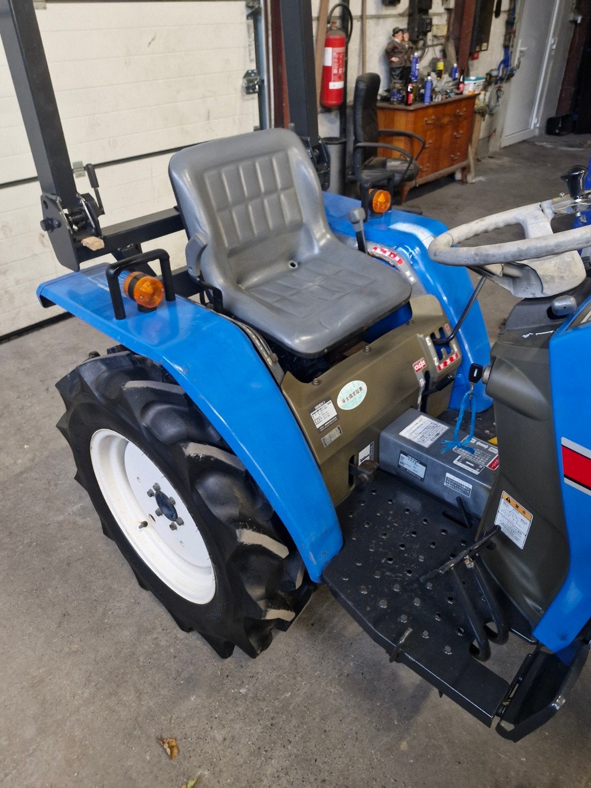 tracteur 4x4 iseki 21 cheveaux  etat neuve, Articles professionnels, Enlèvement ou Envoi