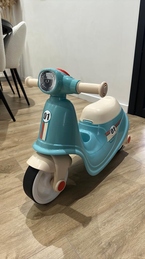 Smoby scooter!!, Kinderen en Baby's, Speelgoed | Buiten | Voertuigen en Loopfietsen, Ophalen of Verzenden, Zo goed als nieuw