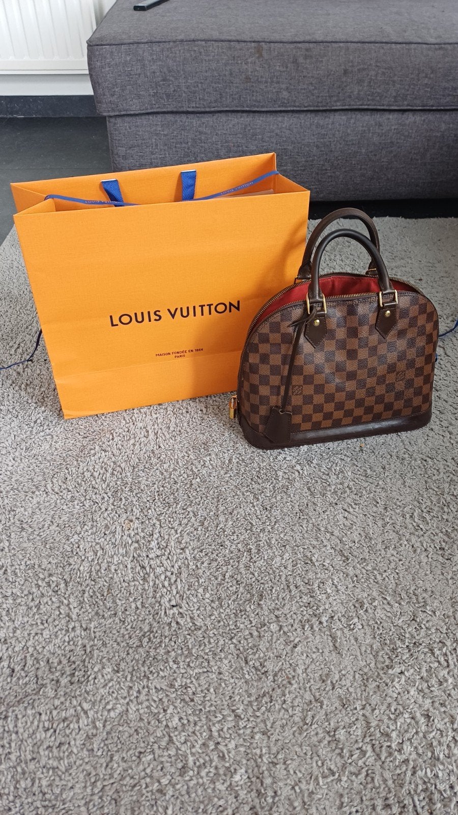Authentic Louis Vuitton Alma PM in Damier Ebene, Handtassen en Accessoires, Ophalen of Verzenden, Gebruikt, Bruin, Handtas
