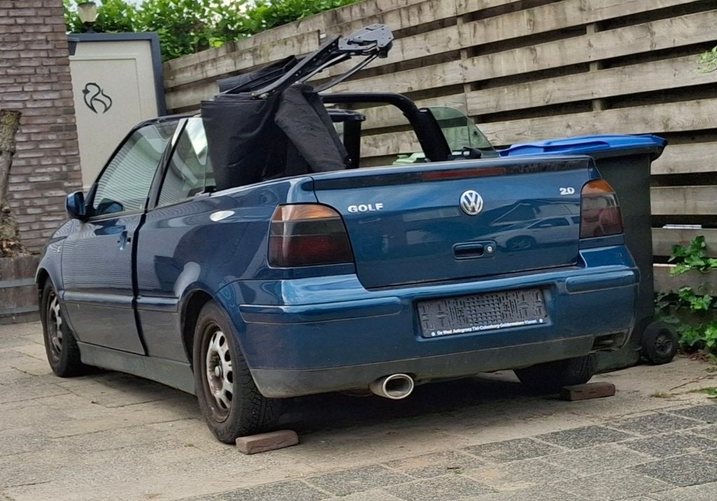 golf 3.5 cabrio cabriolet 2.0L in onderdelen motor en bak, Ophalen, Gebruikt, Volkswagen, Spatbord