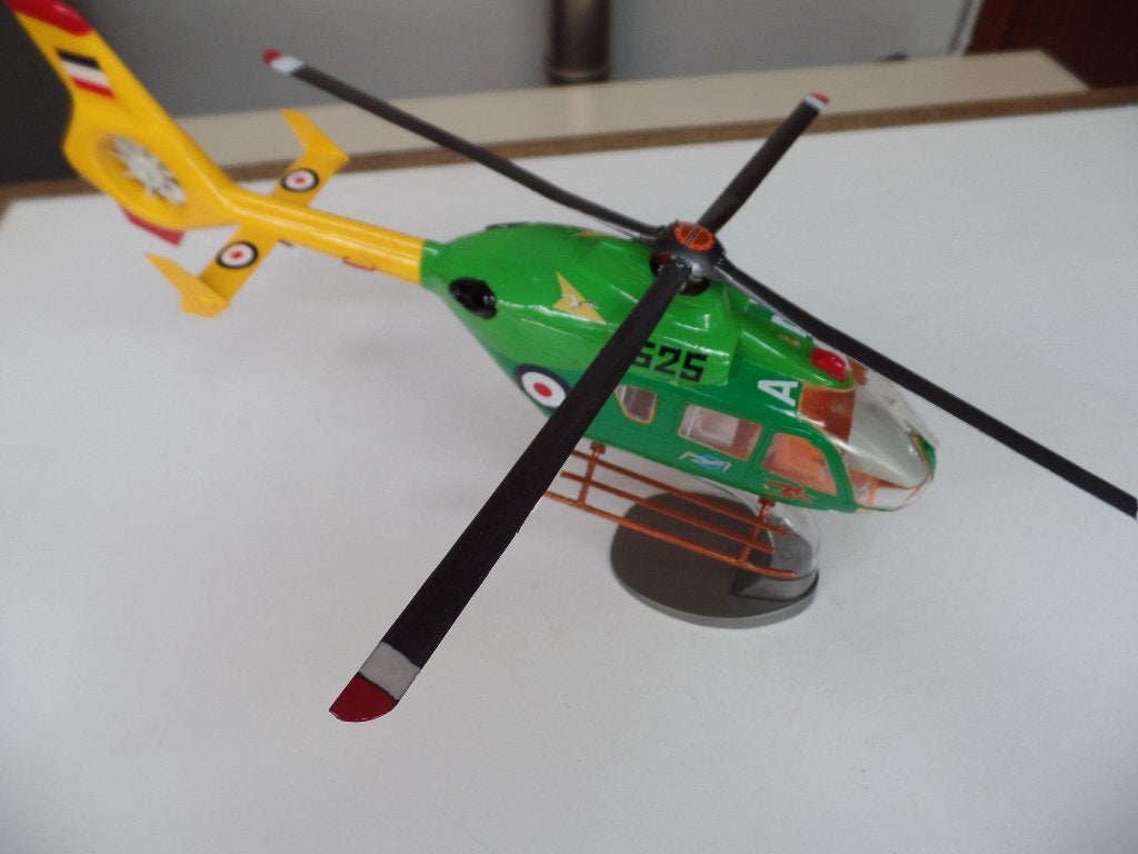 MAQUETTES D AVIONS HELICOPTERE GR. CHOIX échelle 1/48 monté, Enlèvement ou Envoi, Neuf, Hélicoptère, Italeri