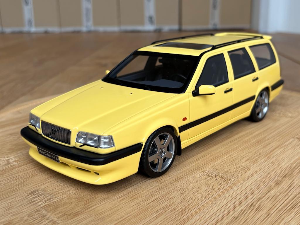 Volvo 850 T-5R Estate Cream Yellow 1:18 OttO Mobile OT310, Hobby en Vrije tijd, Modelauto's | 1:18, Ophalen of Verzenden, Nieuw