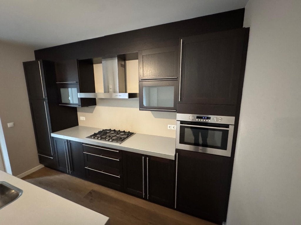 ✨ BELLE CUISINE AVEC ÎLOT DE CUISINE + APPAREILS, Synthétique, Comme neuf, Cuisine à mur double, Noir