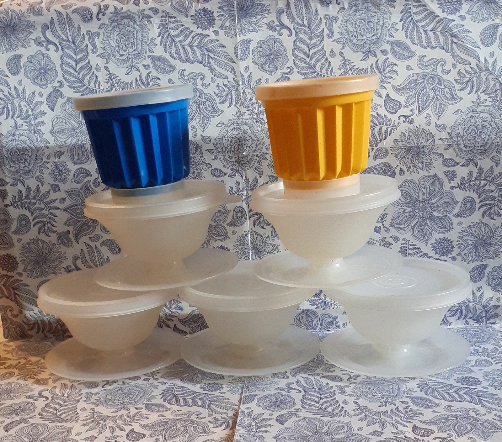 5 coupes pudding et 2 moules a flan tupperware vintage, Maison & Meubles, Enlèvement ou Envoi, Utilisé, Autres types, Crème
