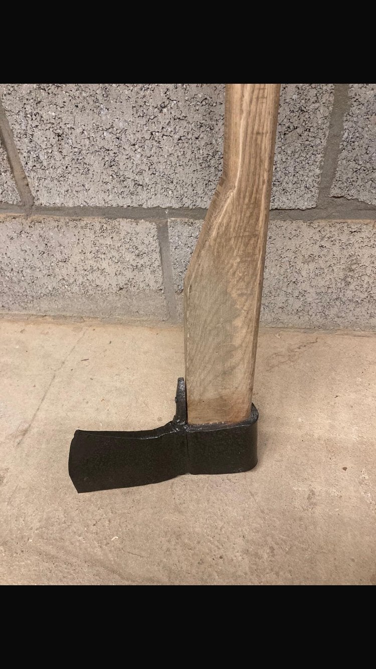Hache à capuchon, Enlèvement