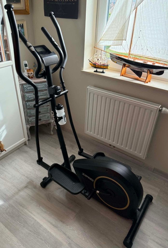 Vélo elliptique Zipro Burn Gold – Très bon état, Enlèvement, Comme neuf, Vélo elliptique