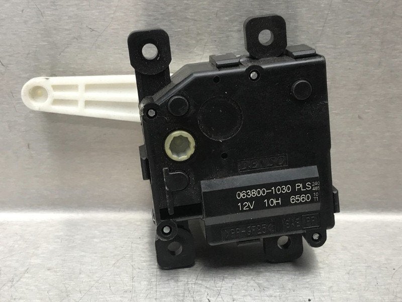 KACHELSTELMOTOR Lexus LS (F4) (|0638001030|), Gebruikt, Lexus