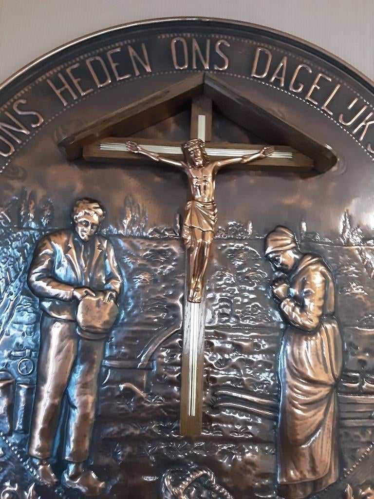 Kruisbeeld rood koperen in reliefJezus zamac wandbord, Ophalen of Verzenden