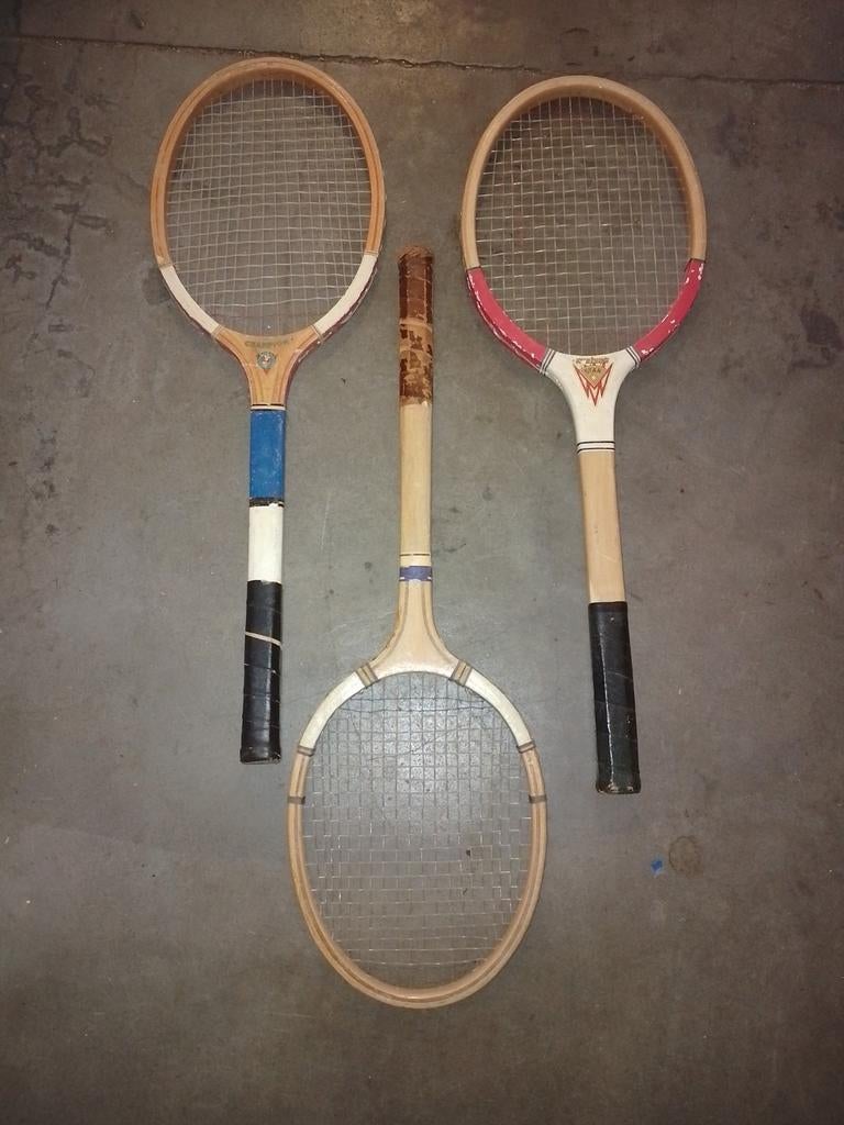 MOET WEG Vintage racketsX3, Ophalen