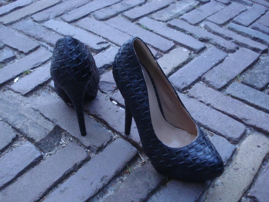 Gratis verzenden luxe nieuwe zwarte leren plateau hakken 36, Verzenden, Zwart, Nieuw, Schoenen met hoge hakken