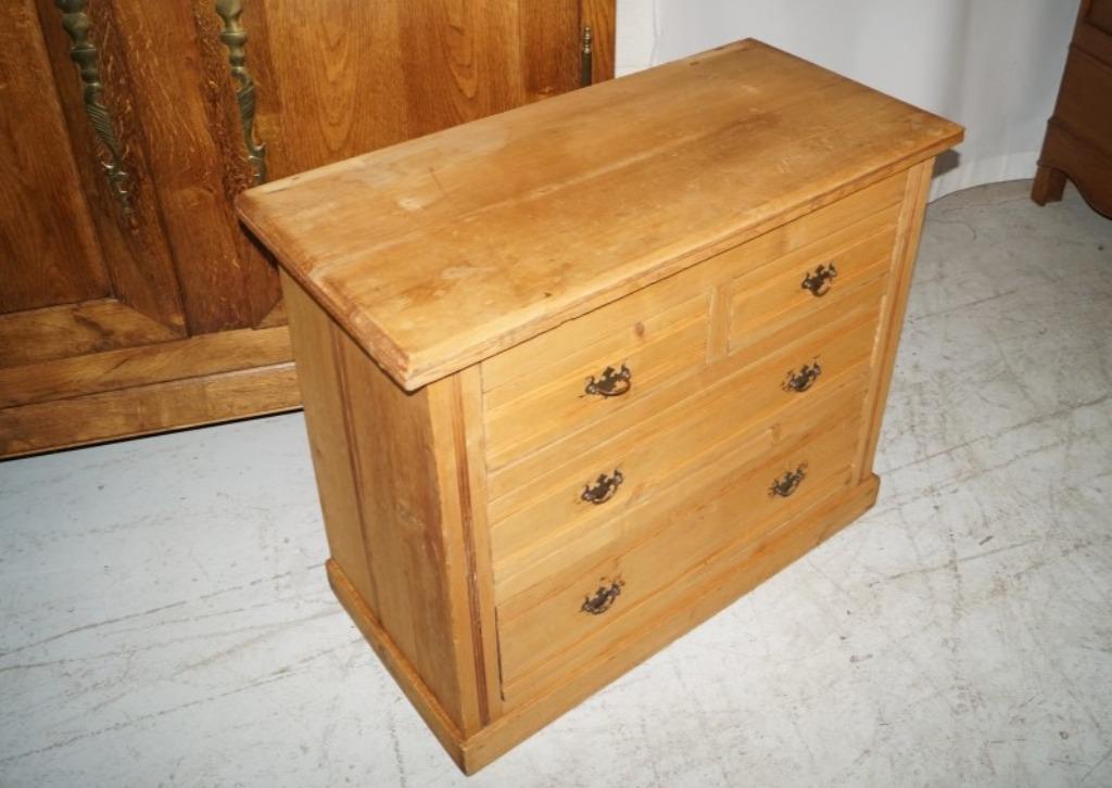 commode rustique ancienne en pitchpin B 91 H 74 D 44, Enlèvement