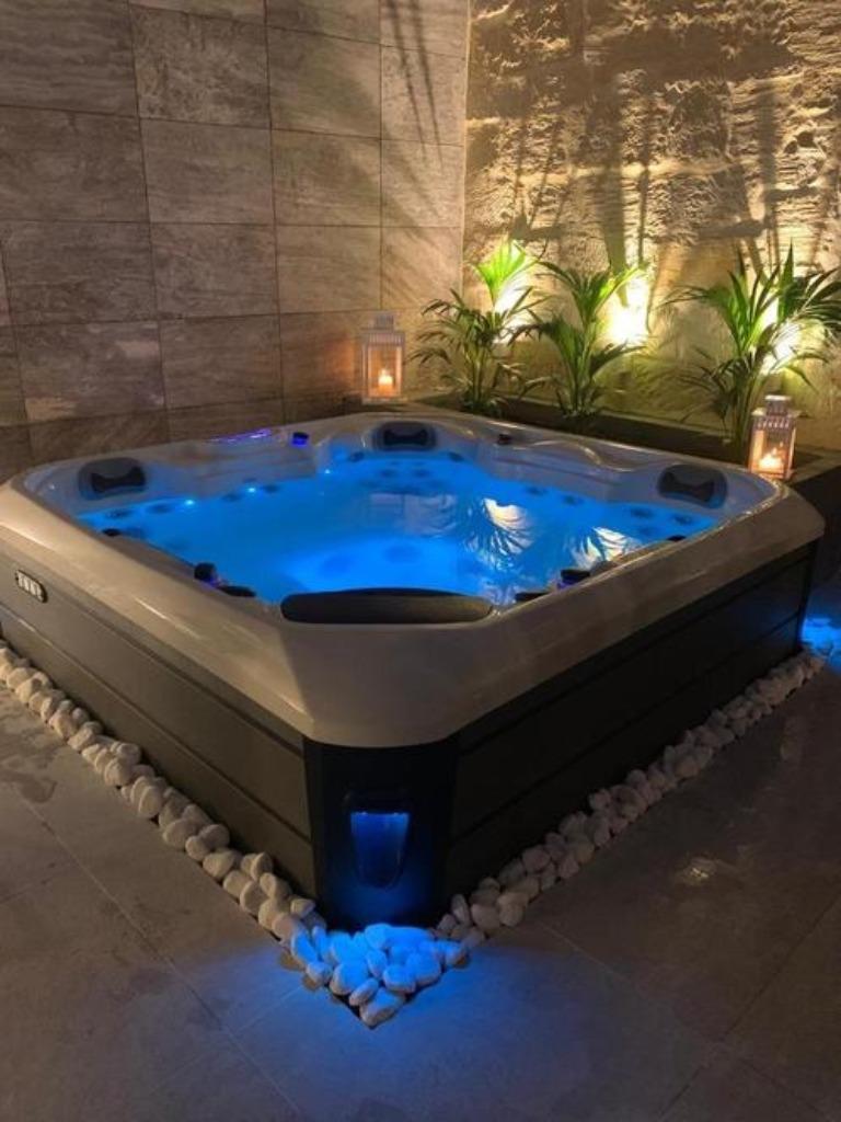 jacuzzi 221*221  luxe beste hydromassage-isolatie p, Tuin en Terras, Ophalen of Verzenden, Nieuw