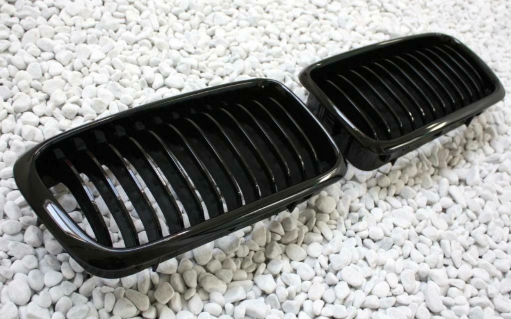 CALANDRES SIMPLE LIGNE NOIR BRILLANT POUR BMW SÉRIE 7 E38!!, Enlèvement ou Envoi
