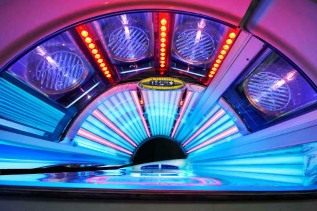 Bancs solaires-Lampes UV-Ergoline-Megasun-QL Tan, Enlèvement ou Envoi, Neuf, Autres modèles, 15 lampes ou plus
