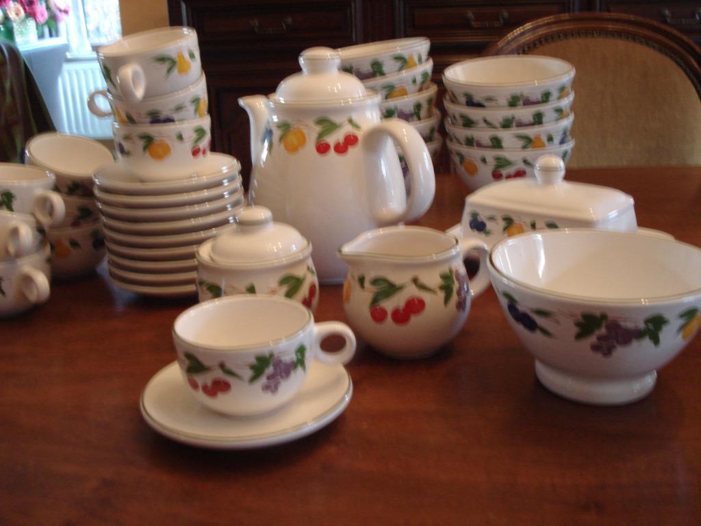 landelijk servies 10-delig, Huis en Inrichting, Keuken | Servies, Ophalen of Verzenden, Zo goed als nieuw, Compleet servies