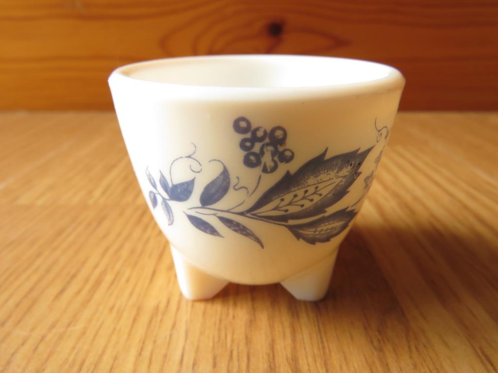 vintage arcopal coquetier motifs fleuris aster, Enlèvement ou Envoi, Utilisé, Récipient(s)