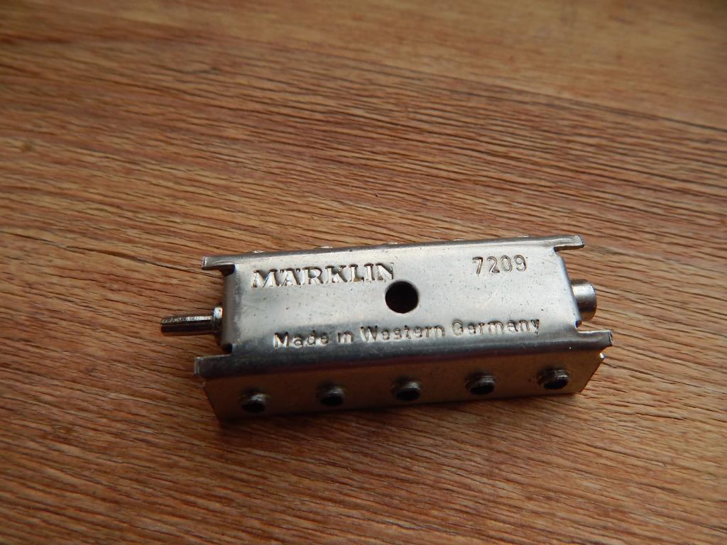 Plaque de distribution Märklin 7209 (ancien modèle), Enlèvement ou Envoi, Comme neuf, Rails, Märklin