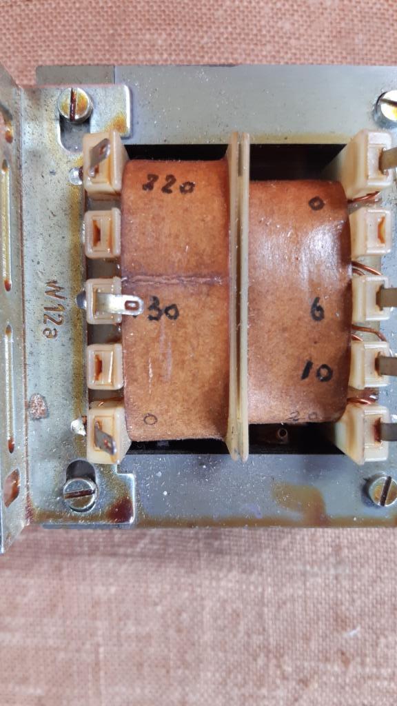 4 Kleine transfo's 220 - 10 - 30 volt, Doe-het-zelf en Bouw, Ophalen, Nieuw, Overige typen