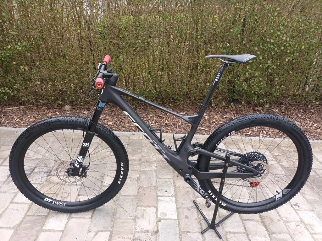Scott spark rc team maat L, Vélos & Vélomoteurs, Vélos | VTT & Mountainbikes, Comme neuf, Enlèvement
