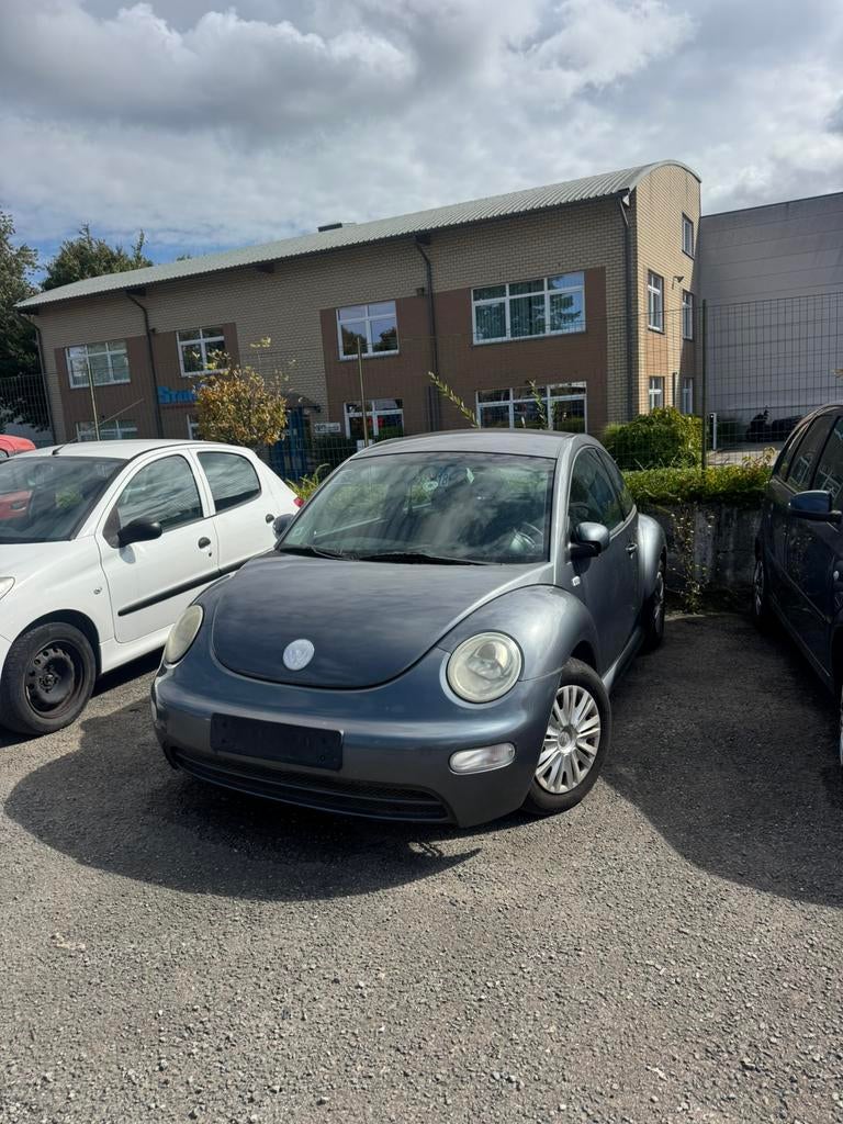 Volkswagen, New Beetle, 1,6 ess vendu en  Pièces, Autos, 75 kW, Achat, Airbags, Entreprise