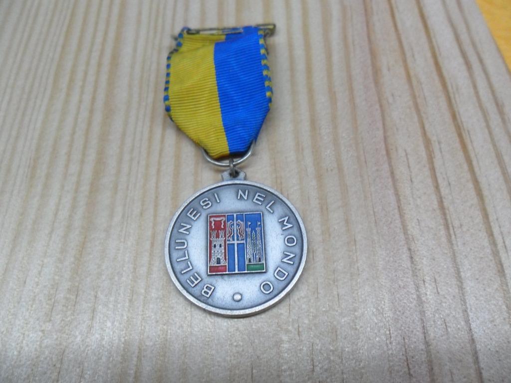 Vintage médaille bellunesi nel mondo état voir les 6 photos, Collections, Enlèvement ou Envoi, Autres, Autres types