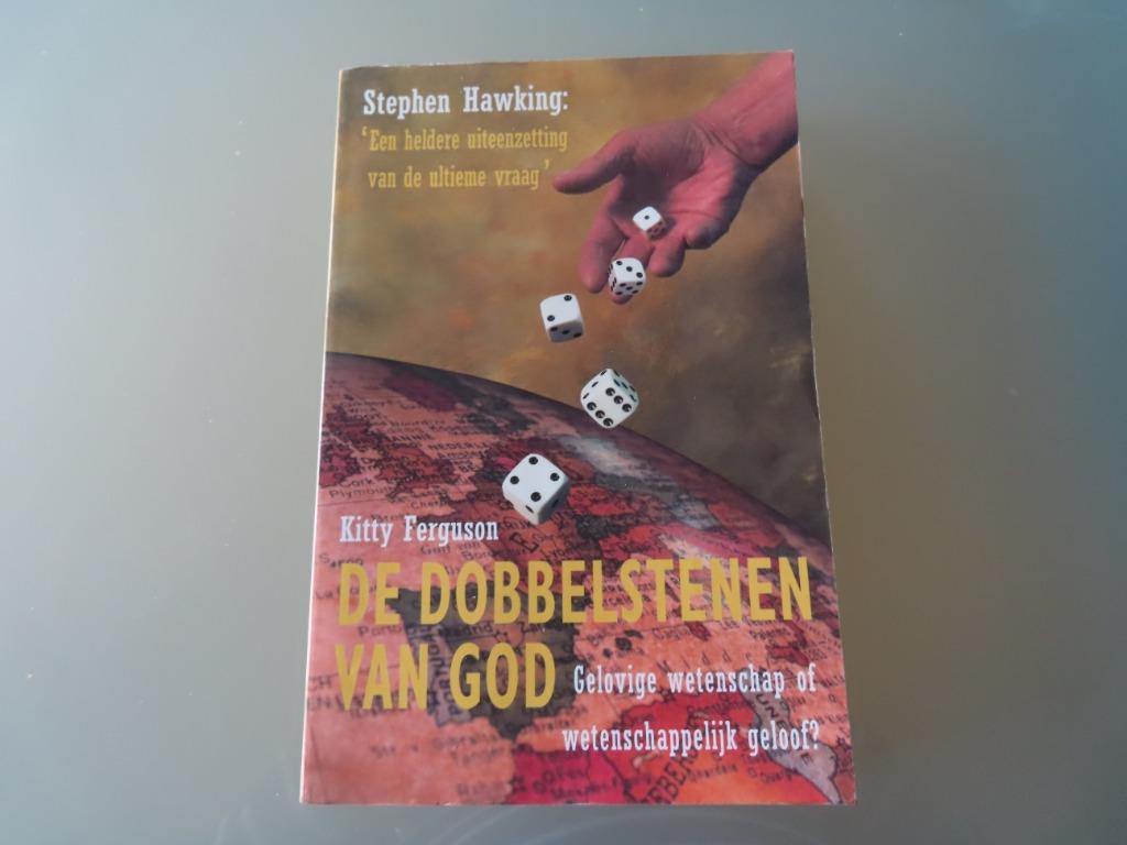 NIEUWSTAAT / De dobbelstenen van God – Kitty Ferguson, Boeken, Godsdienst en Theologie, Ophalen of Verzenden, Zo goed als nieuw