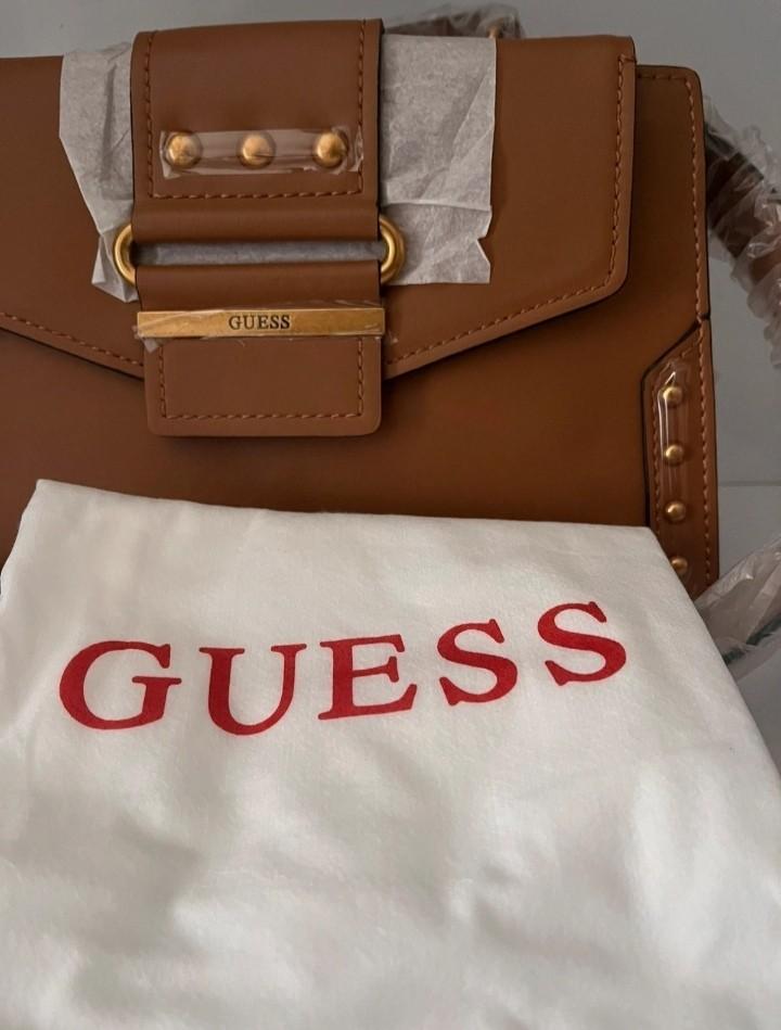 Sac à main Guess pour femme, Bijoux, Sacs & Beauté, Sacs | Sacs à bandoulière, Enlèvement ou Envoi, Neuf