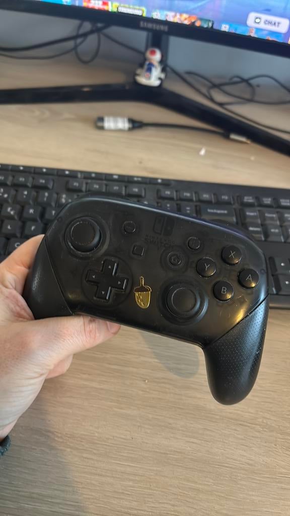 Manette Switch Pro, Enlèvement ou Envoi, Comme neuf, Autres manettes, Sans fil