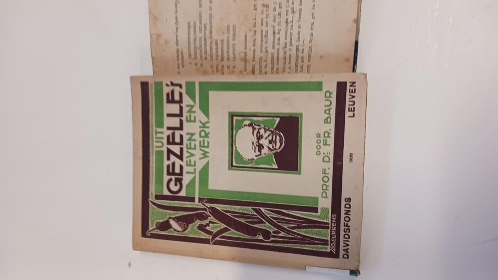 Guido Gezelle 3 boeken, Boeken, Ophalen, Gelezen