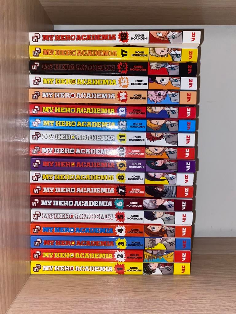 18 boeken my hero academia - €5/stuk, Boeken, Ophalen of Verzenden, Zo goed als nieuw, Japan (Manga), Meerdere comics