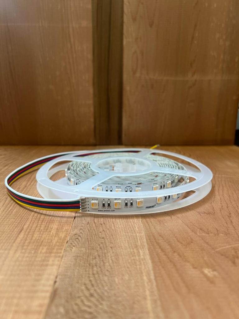 BANDE LED 24 V 19,2 W RGBW 2 700 K - L : 3 m, Neuf, Autres culots, Enlèvement ou Envoi, Moins de 30 watts