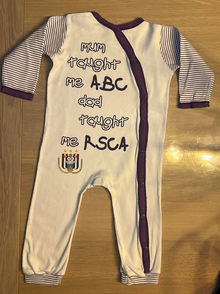 ⚽️ Pyjama maat 80/86, Kinderen en Baby's, Nacht- of Onderkleding, Jongetje of Meisje, Ophalen of Verzenden, Zo goed als nieuw