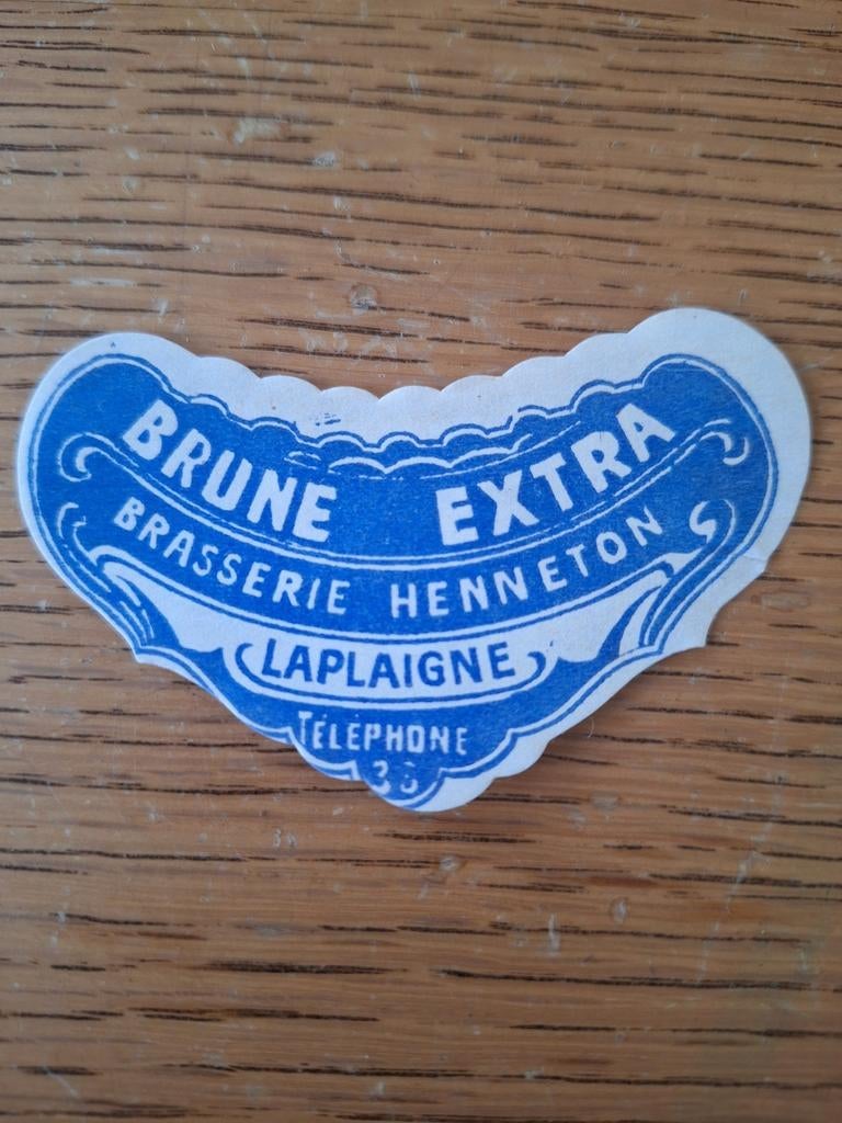Oud bieretiket brouwerij Henneton Laplaigne Brune extra, Enlèvement ou Envoi