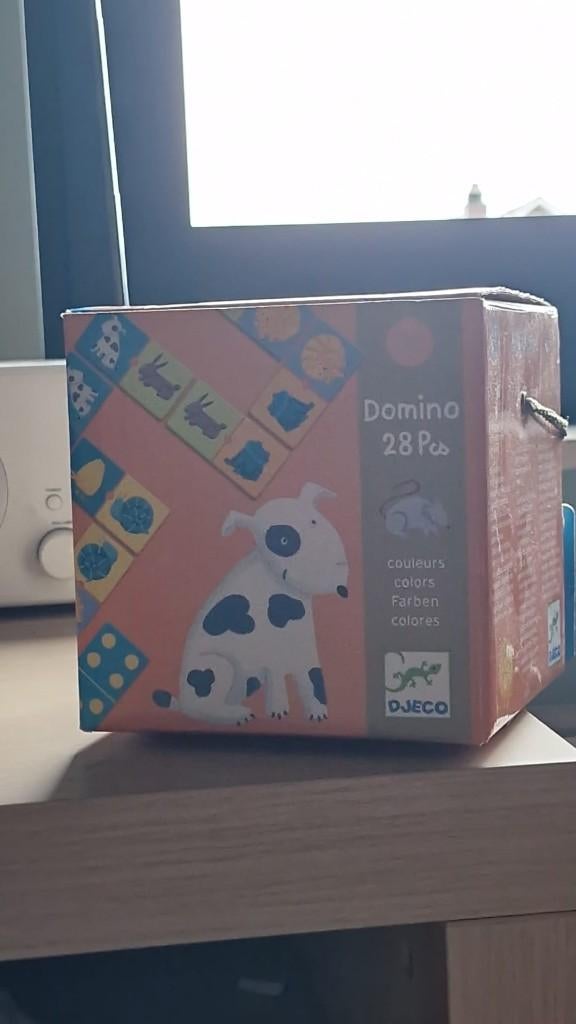 Domino Djeco, Ophalen
