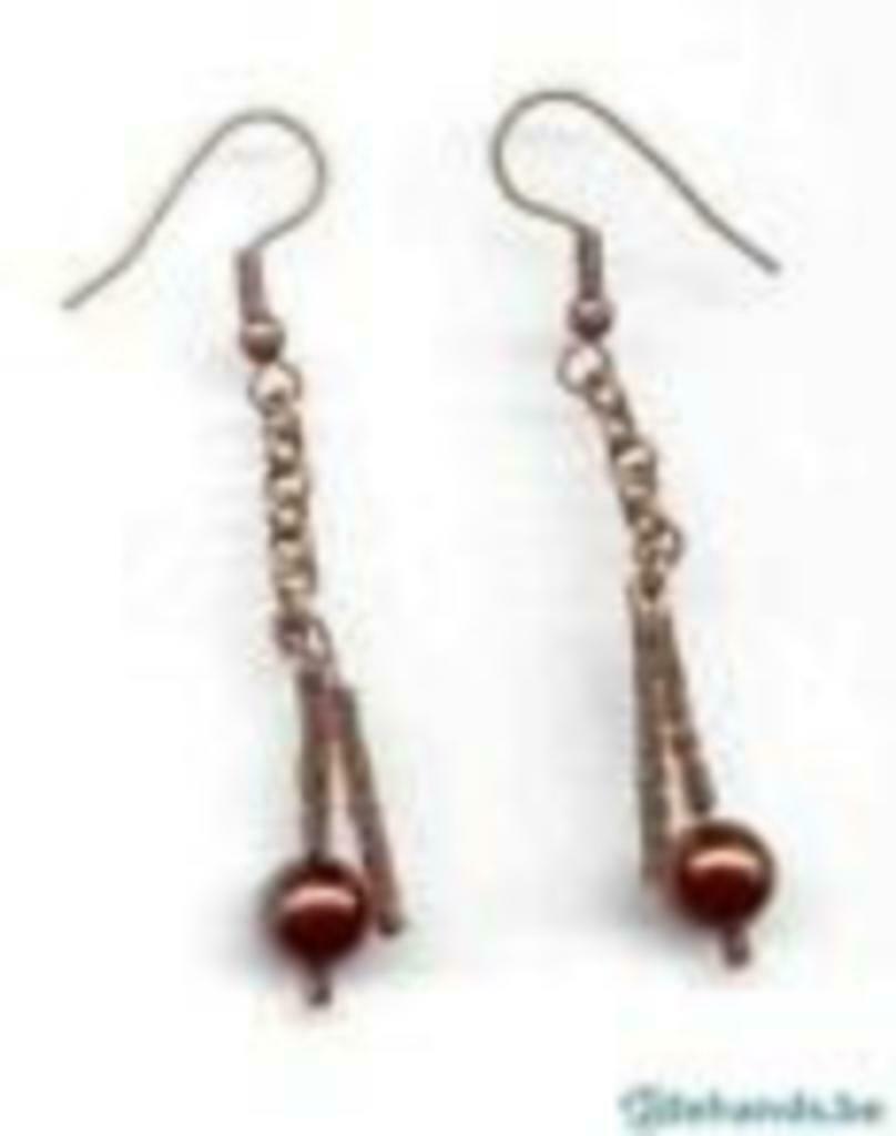 oorbellen met bruine kralen, Handtassen en Accessoires, Oorbellen, Verzenden, Nieuw, Bruin