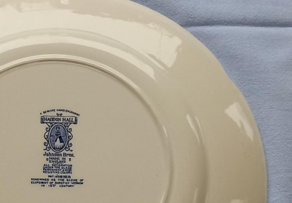 vintige bord + 72 delig eetservies Haddon Hall Johnsonn Bros, Ophalen of Verzenden