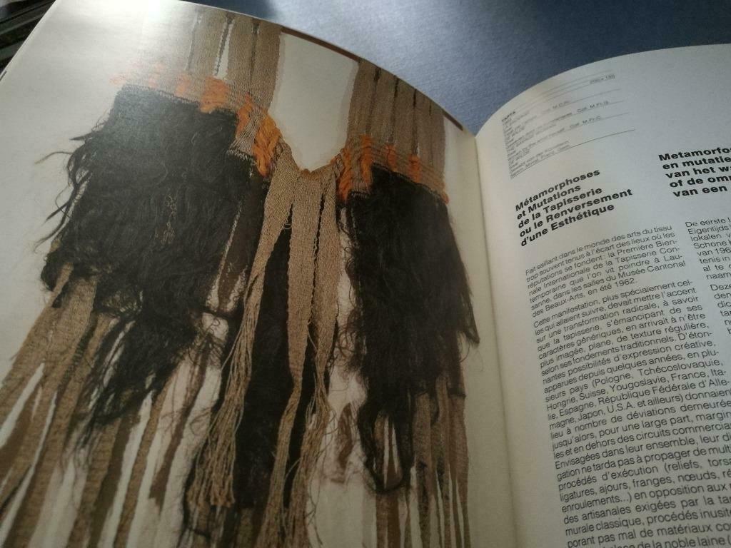 Art du tapis Tapta Marga Lybeer Liberta Caille Botsoen Servr, Enlèvement ou Envoi, Comme neuf, Autres sujets/thèmes