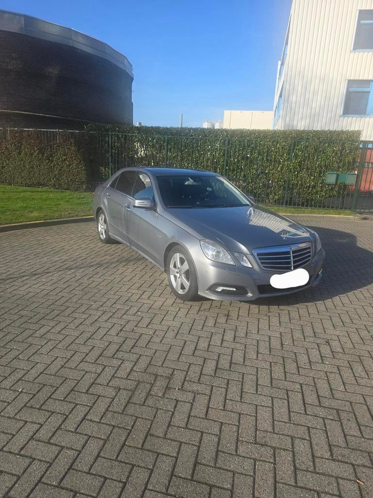 Mercedes E220, Autos, Cuir, Achat, Noir, 5 portes