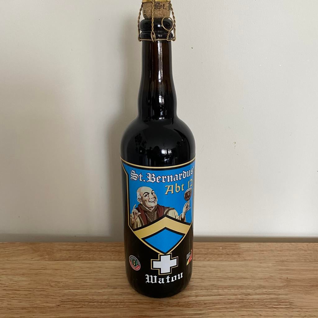 St Bernardus Abt 12 (ongeopend), Verzamelen, Ophalen of Verzenden, Zo goed als nieuw